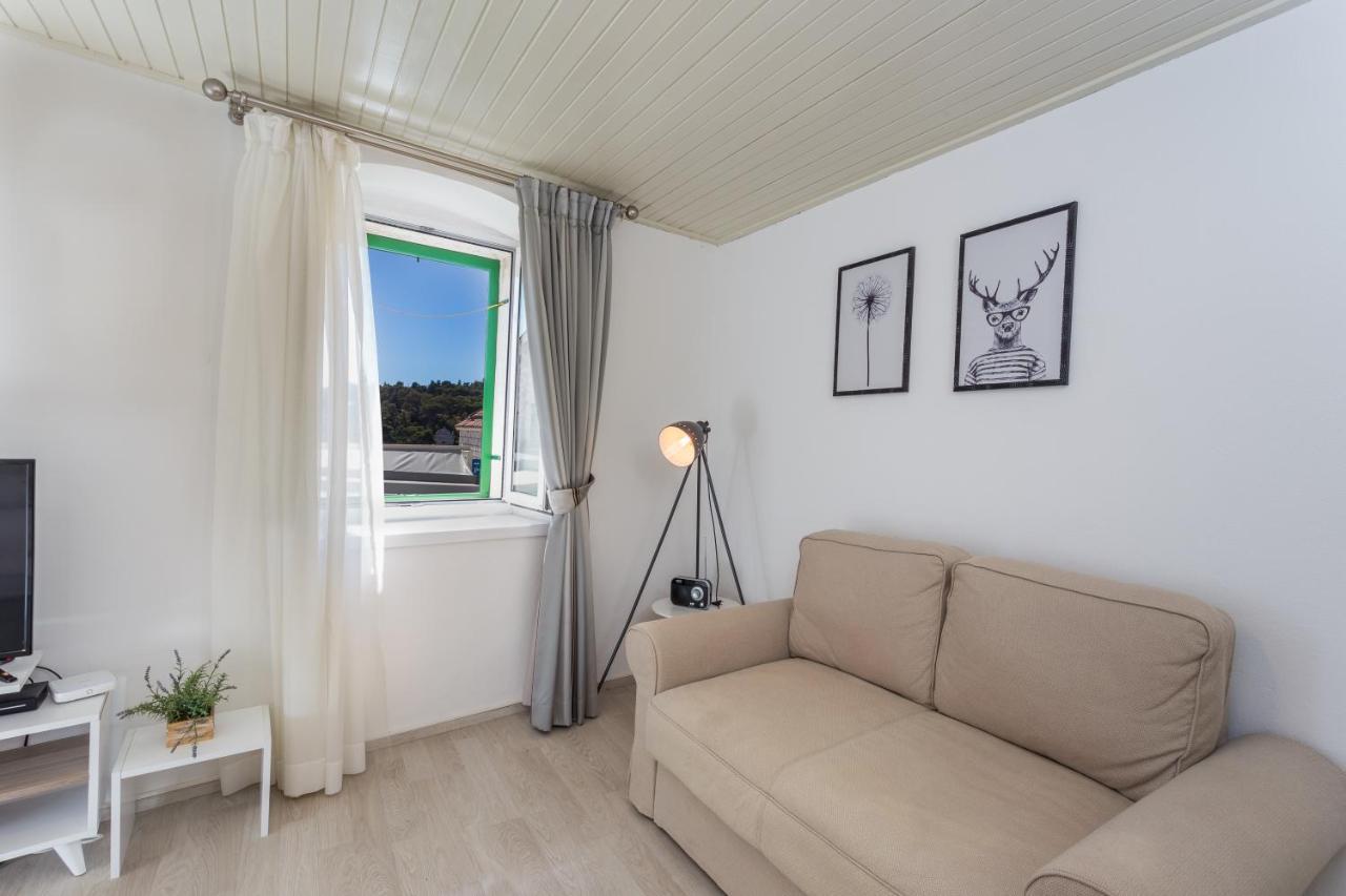 Apartment Petric Хвар Экстерьер фото